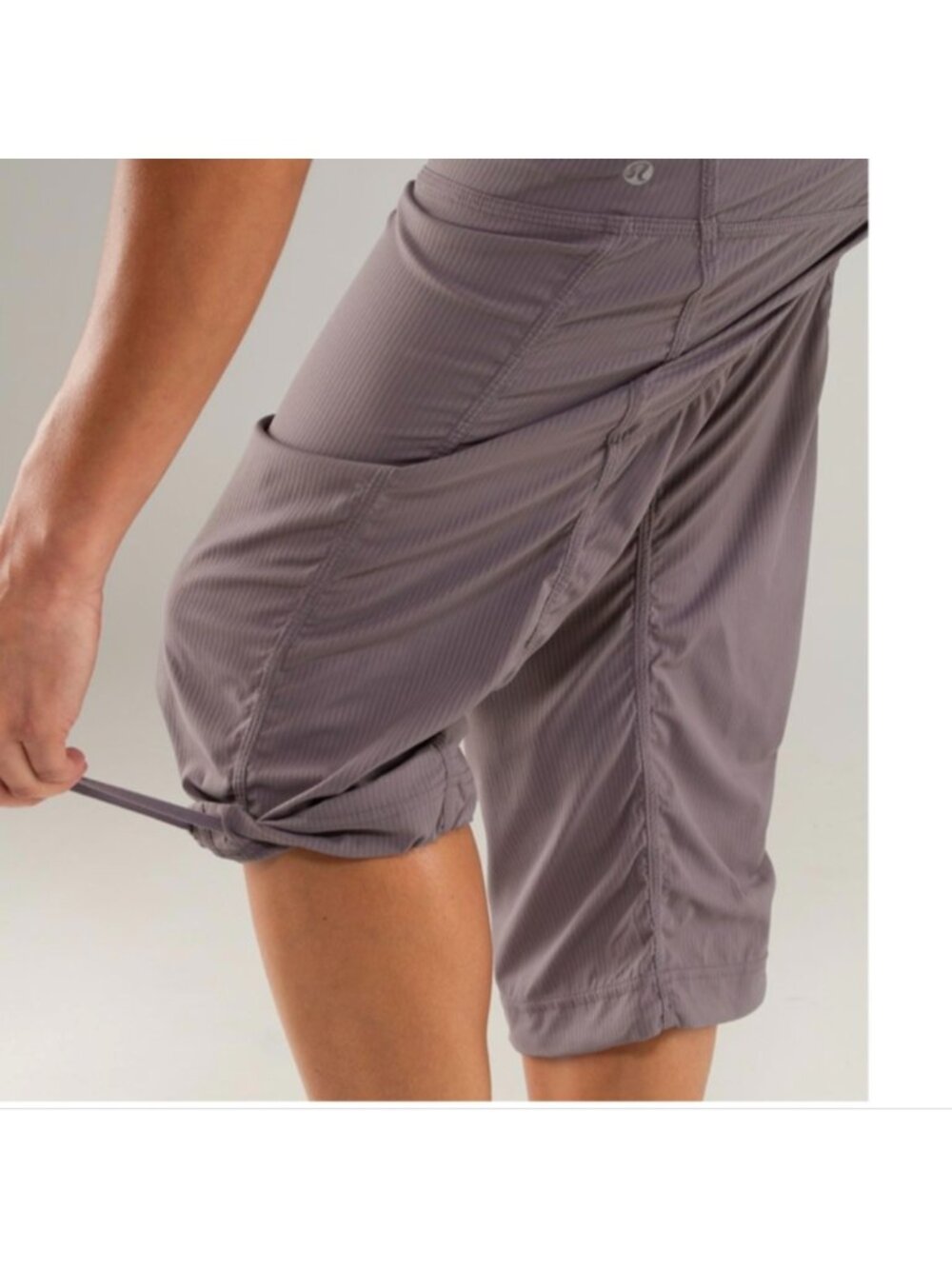 Lululemon Studio Crop Magnum View 3